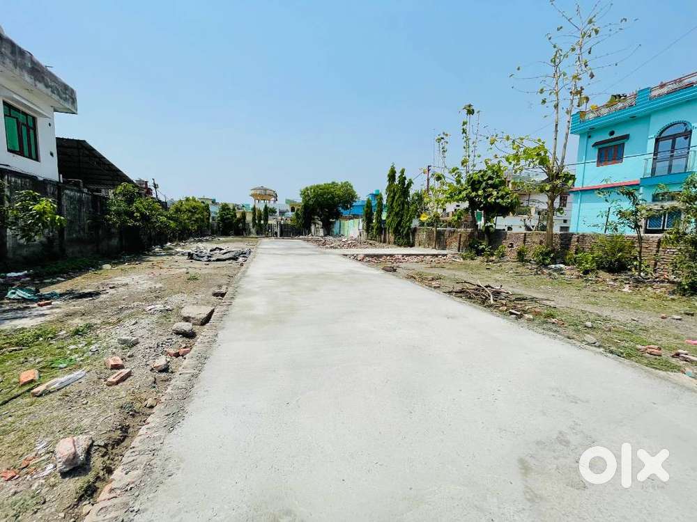 220 Sqyd Plot For Sale with Registry & Mutation