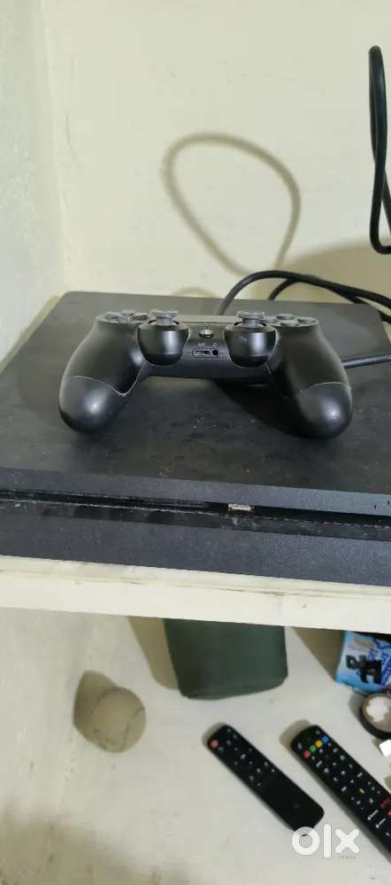PS4 1 TB for sale