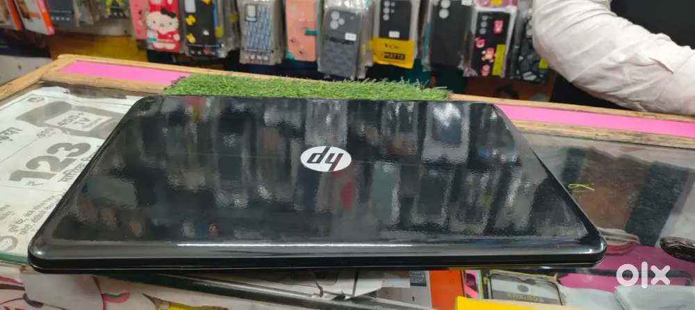 I'm selling my HP LAPTOP IN BRAND NEW CONDITION SINGLE HAND USED ONLY