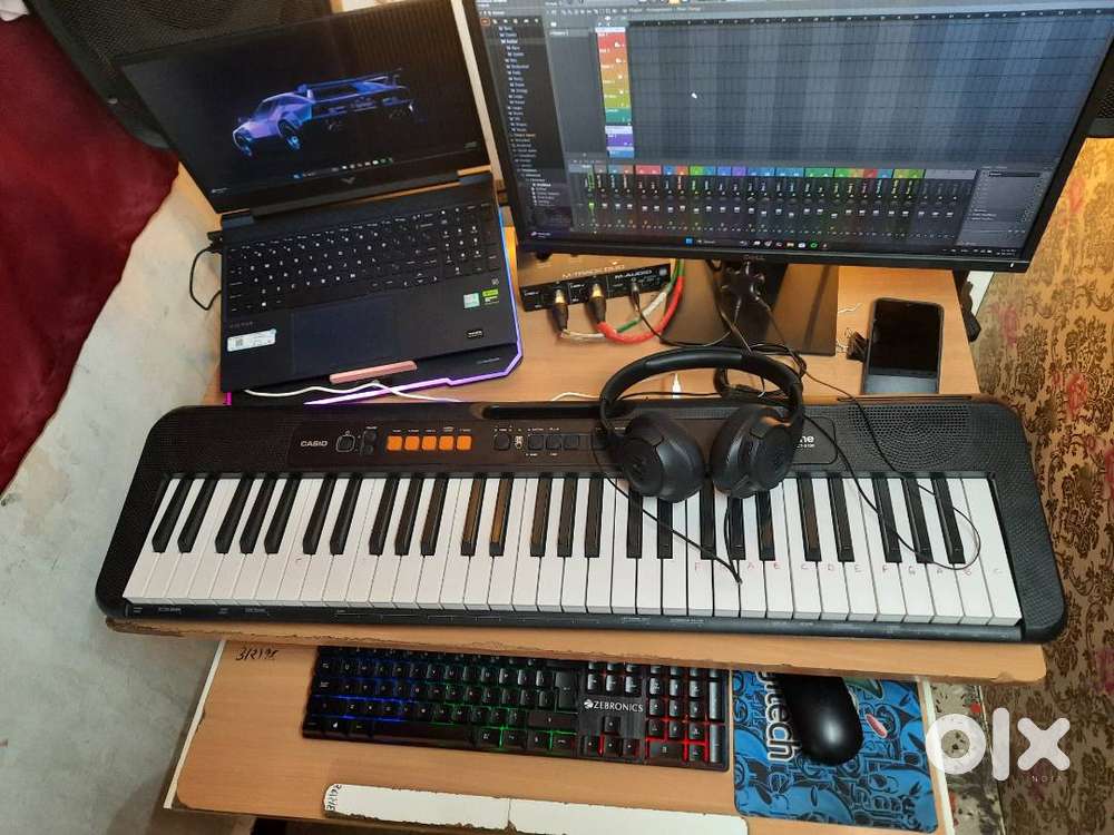 Casio CTS-100 Keyboard