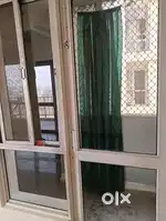 3 BHK, FLAT HAVING SERVANT ROOM AND PARKING
