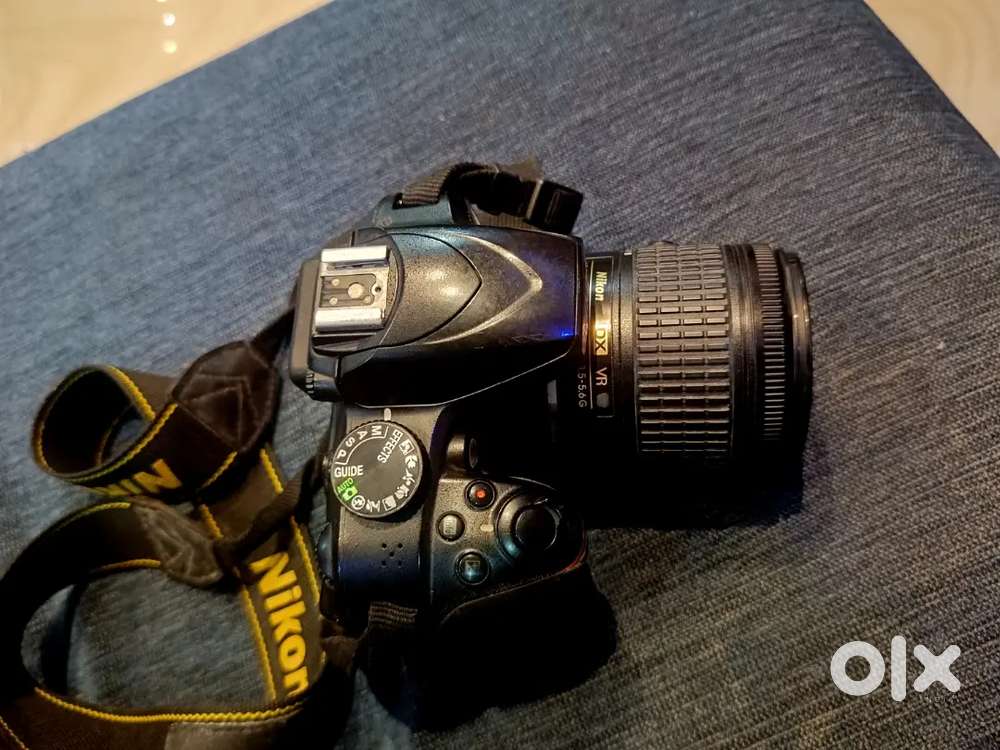 Nikon D3400 DSLR with 18-55mm & 70-300mm Lenses  Excellent Condition