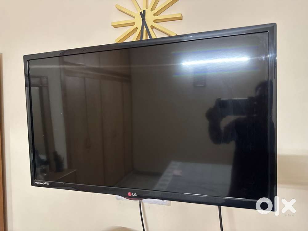 LG 32 inch LED TV