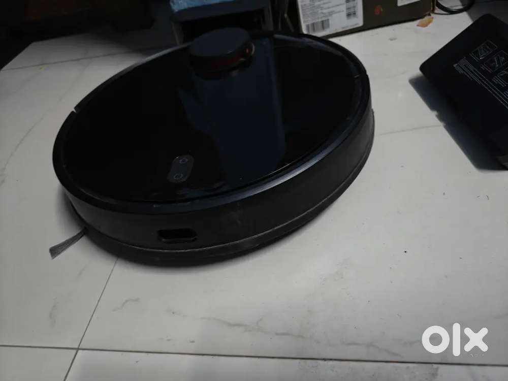 Vaccum MI Robot Automatic vaccum