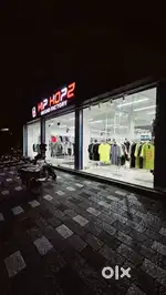 Sales Associate M