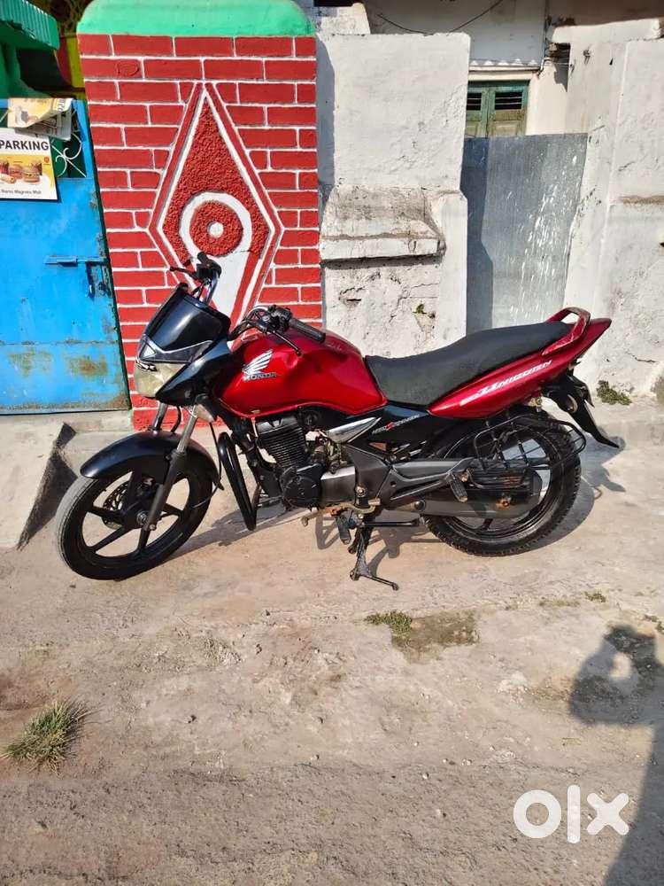 HONDA UNICORN
MODAL 2014
RUN.25000 KM
RATE 19000 fix
SELL K