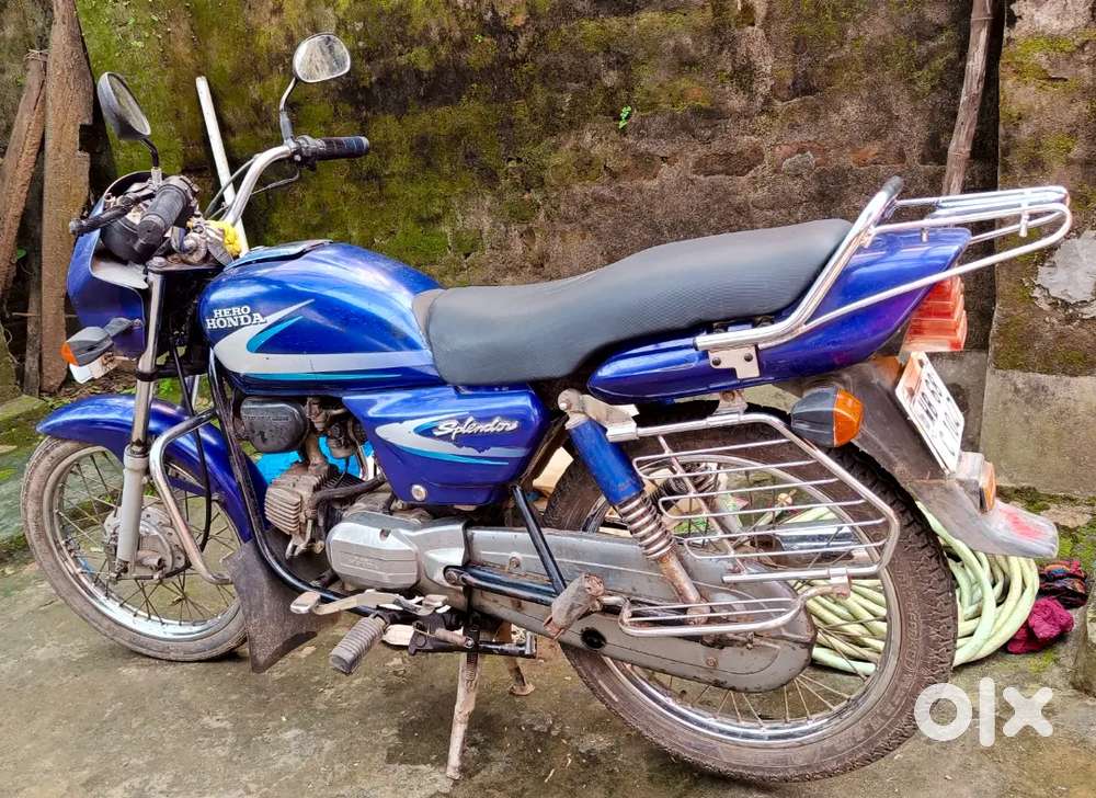 Full good condition splendor bike, paper oke