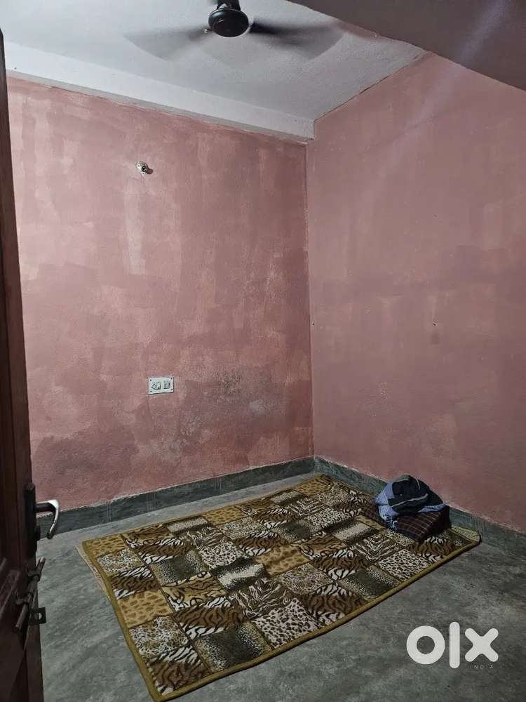 Single room for rent in Lalpur