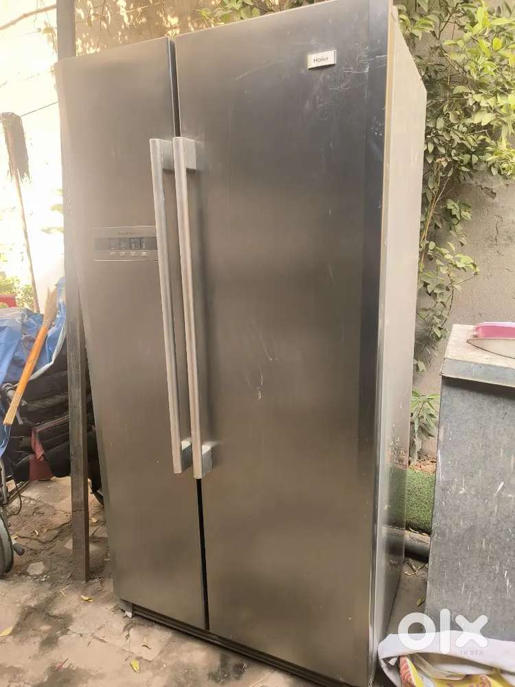 All complet haier inverter fridge