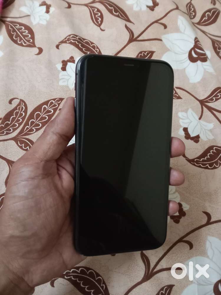 Water sealed Iphone 11 64gb fresh condition mobile 78% bettery health
