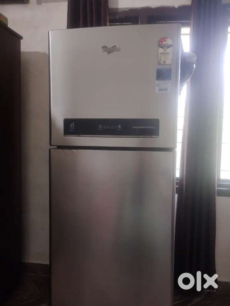 Fridge 340ltr whirlpool