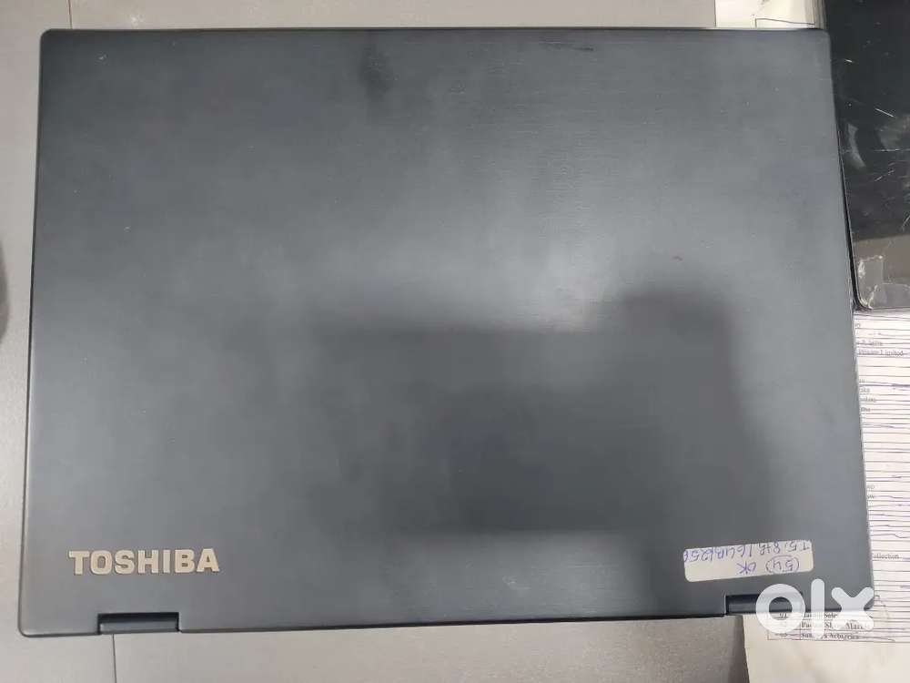 TOSHIBA LAPTOP