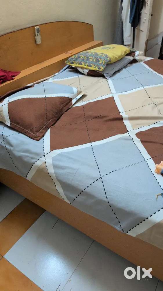 Box double bed
