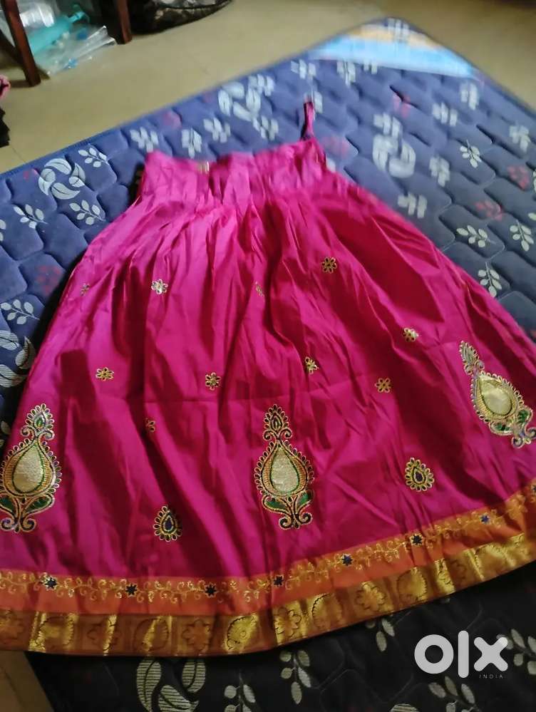 Used Original,,Mens Levis jeans, puma jacket, floral shirts ,Puma shoe