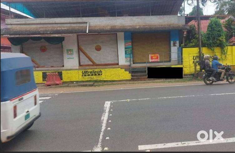 MC Road Side, Kilivayal-Adoor, Low rent shop