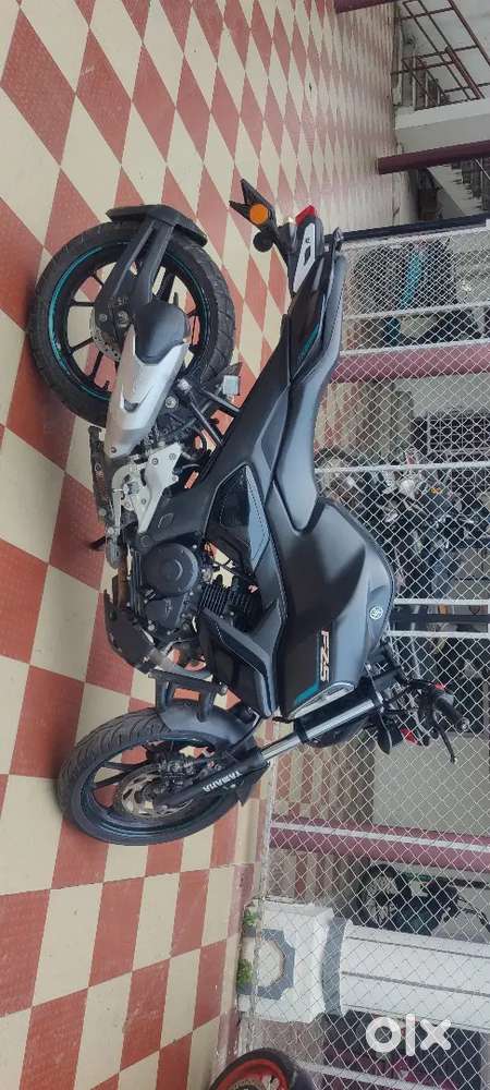 good condition single hand bike