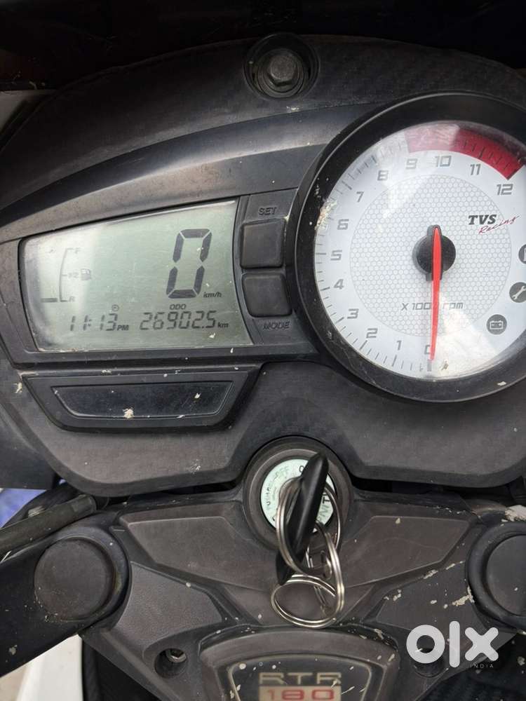 TVS APACHE RTR 180