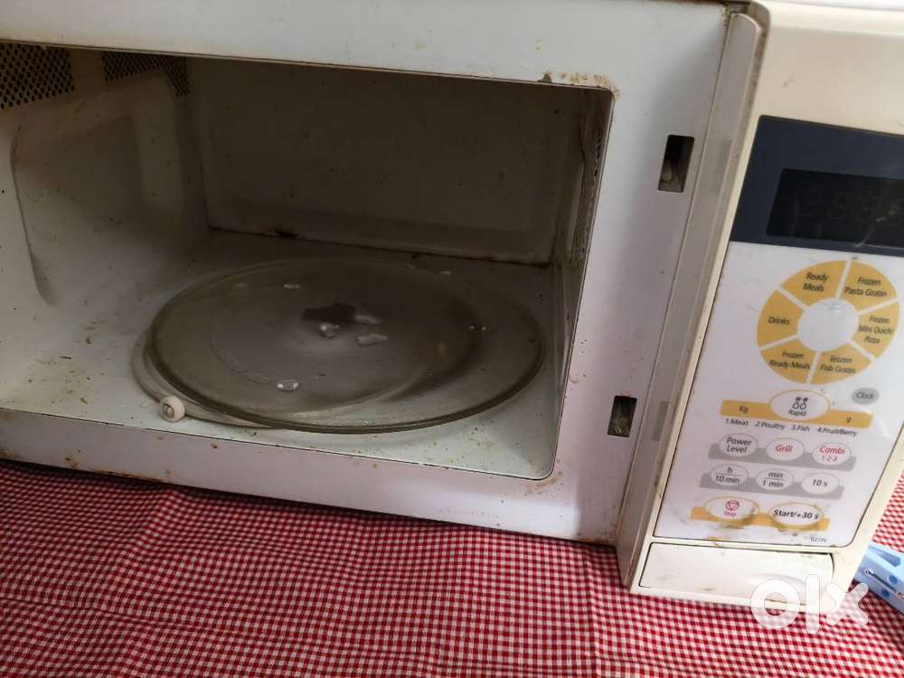 Microwave oven