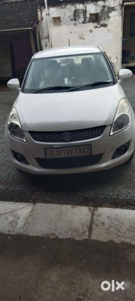 Maruti Suzuki Swift 2014 Diesel 99980 Km Driven