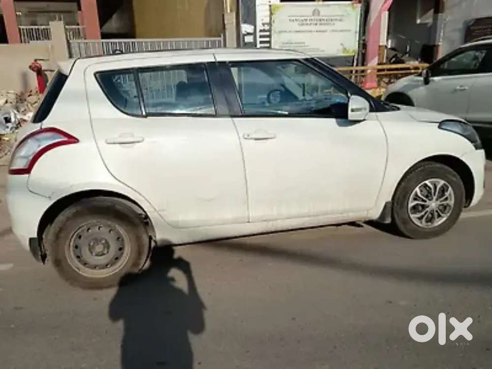 Maruti Suzuki Swift 2015 Diesel 107000 Km Driven