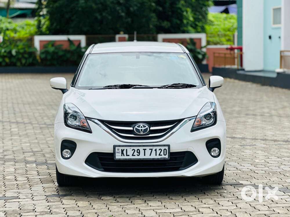 Toyota Glanza V CVT, 2021, Petrol