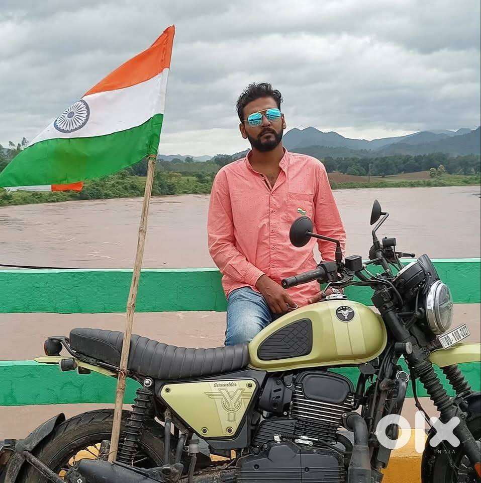 Only 22000 km driven excellent condition yezdi scrambler oulaw olive f