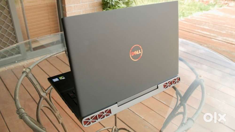 Dell Gaming 7567 inspiron laptop new condition.