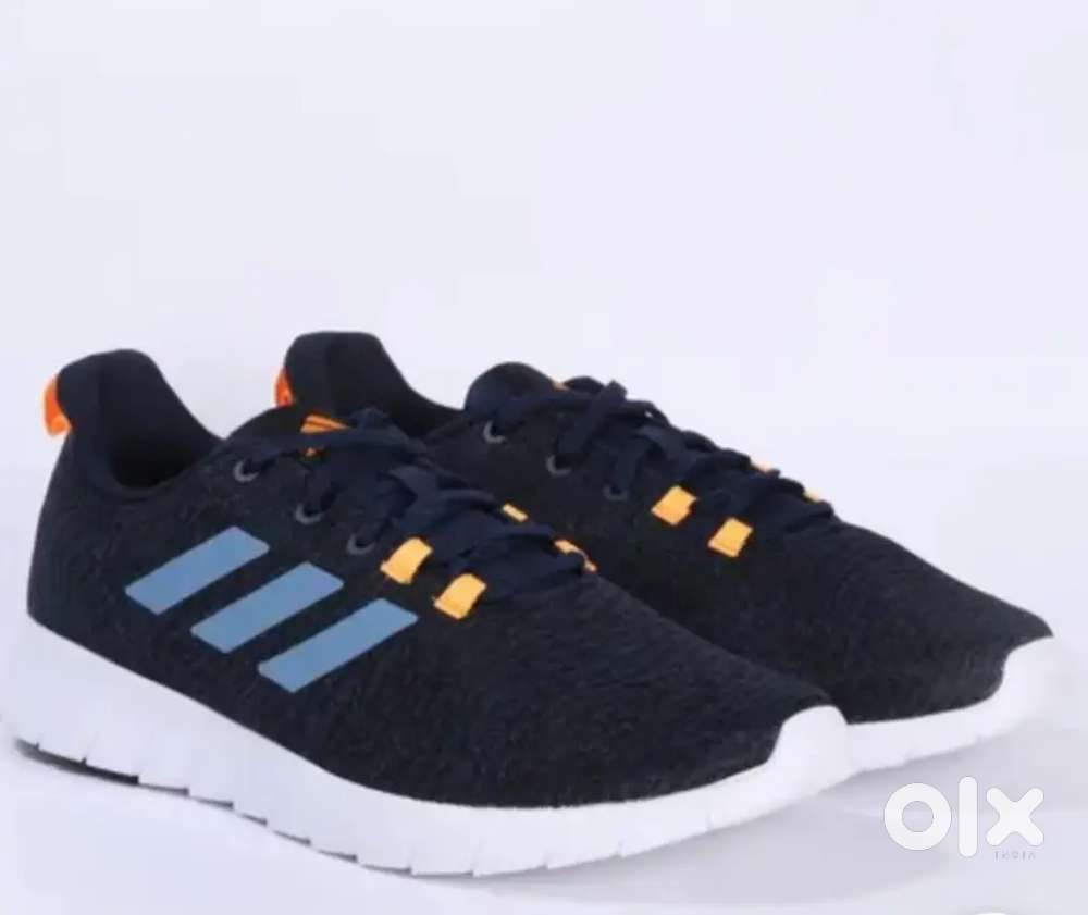 Adidas zoom running shoes (real , online invoice available)