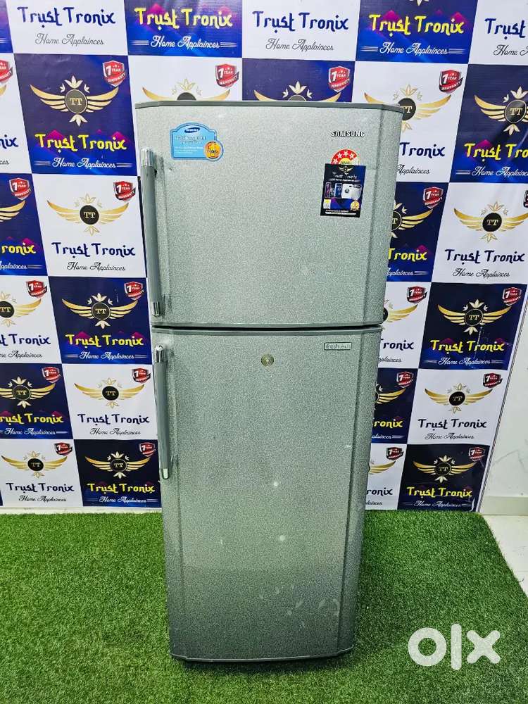 Samsung 290 liters 5 star rating double door refrigerator with waranty