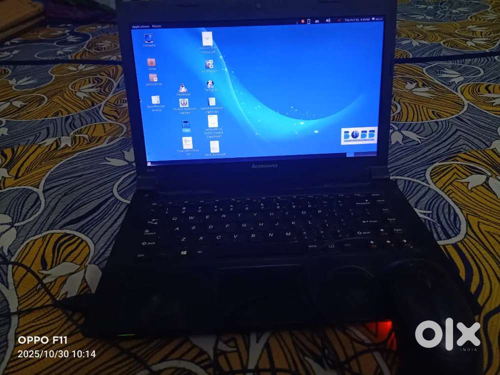 Lenovo 2gb 320gb laptop very battery back up