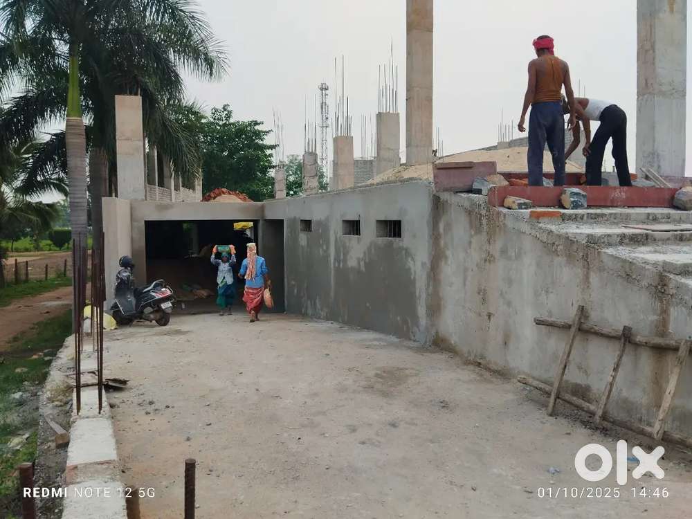 Godown on rent 3000sqf in front of Chawla Green Hotel