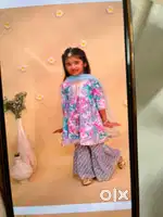Sales girl required for clothes store