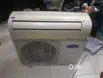 Carrier split AC 1 ton full working condition me hai