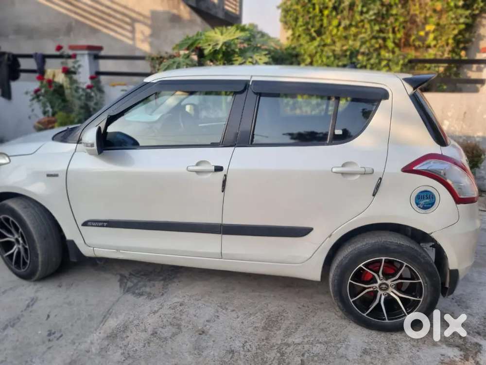 Maruti Suzuki Swift 2013 Diesel Well Maintained