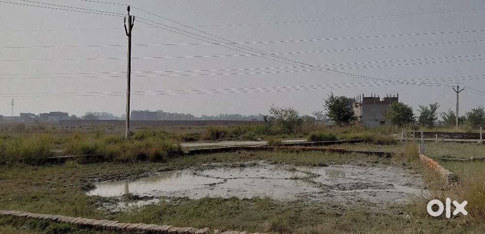 Varanasi airport road utkarsh tower near 1km corner plot resale amt52L