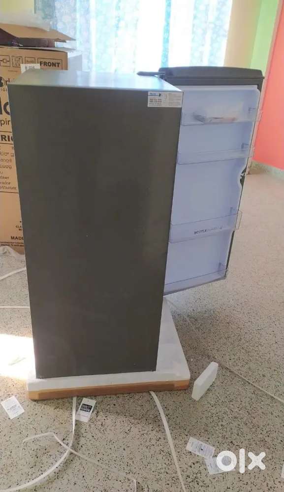 Haier 185 L Fridge Moon Silver Colour