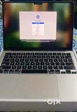 Macbook M2, 8/256, Starlight