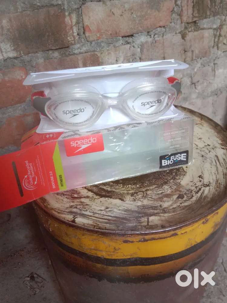 Speedo brand new glasses never used
