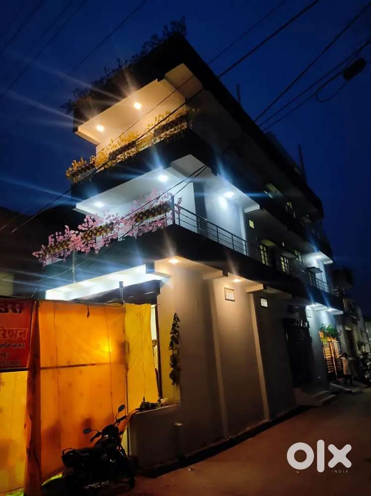 Two bed with attached late bath