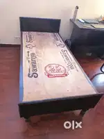 Wooden single bed 6x3 ft 3 months old