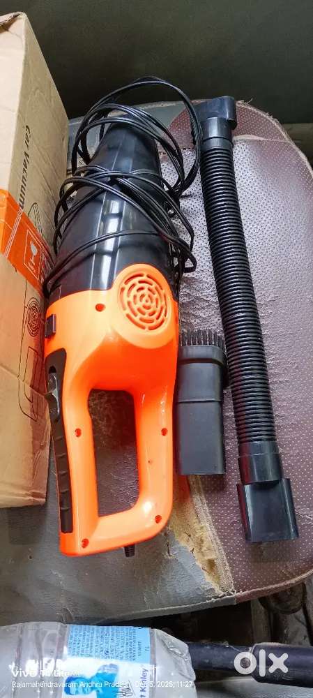 Car vacuum cleaner small