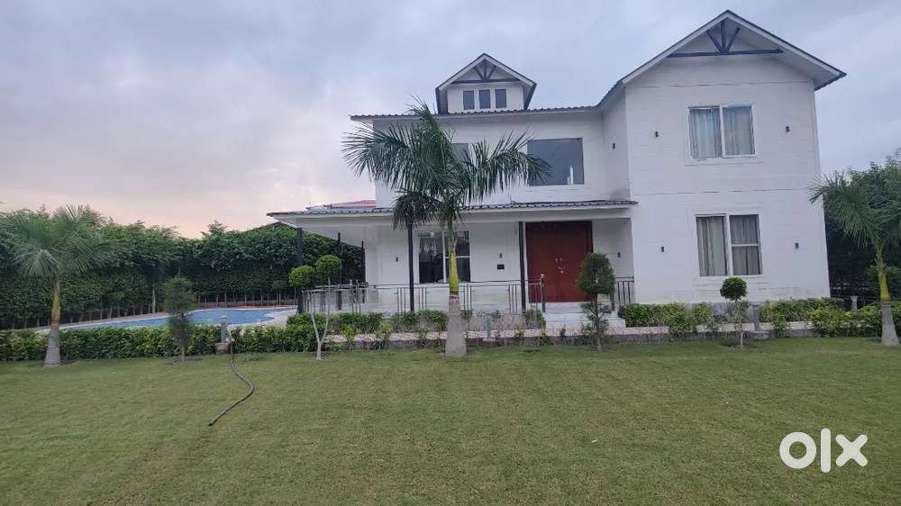 Farmhouse for sale in noida