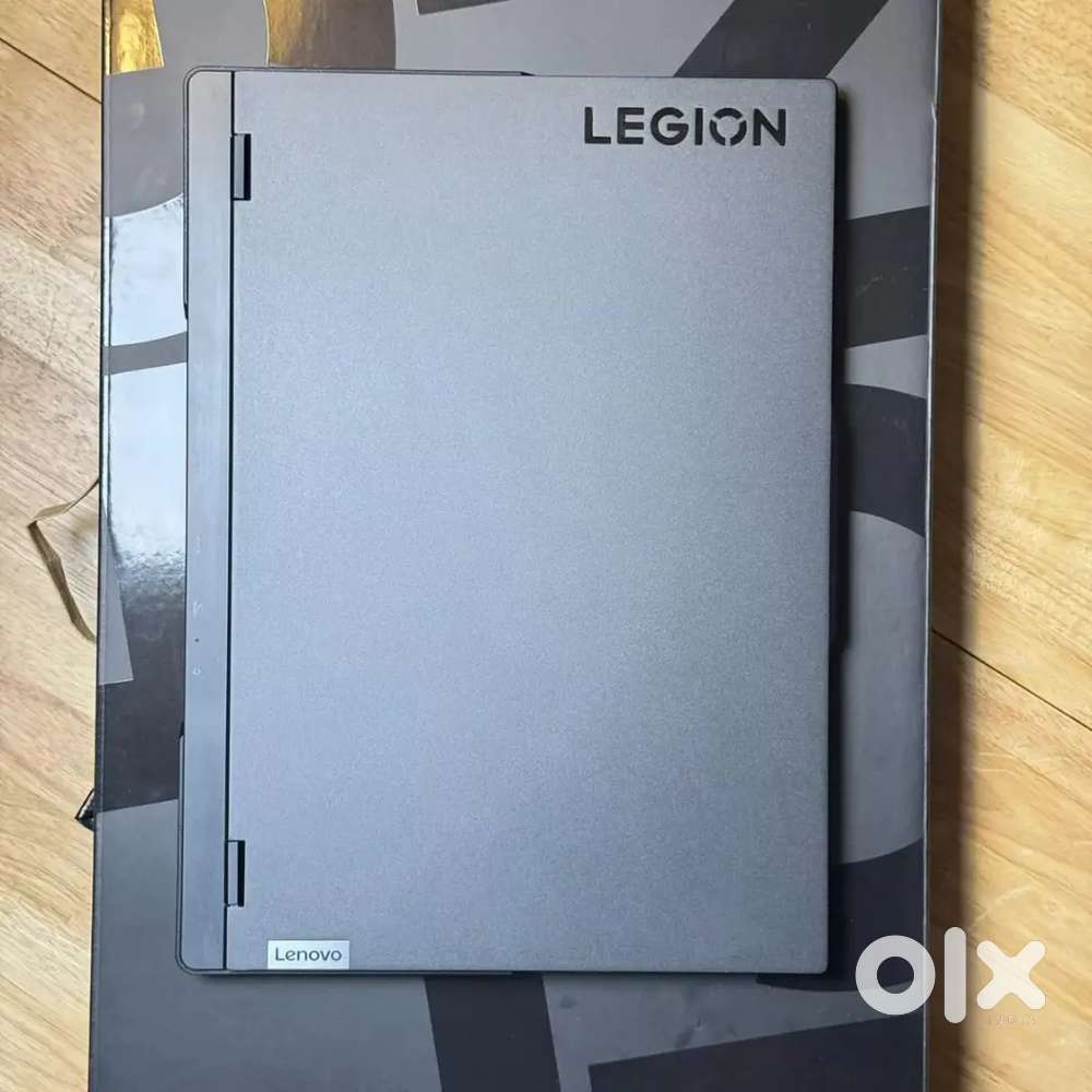 Lenovo Legion Pro 7 16IRX8H 4090, I9 13th Gen, 32GB RAM , 2TB SSD,