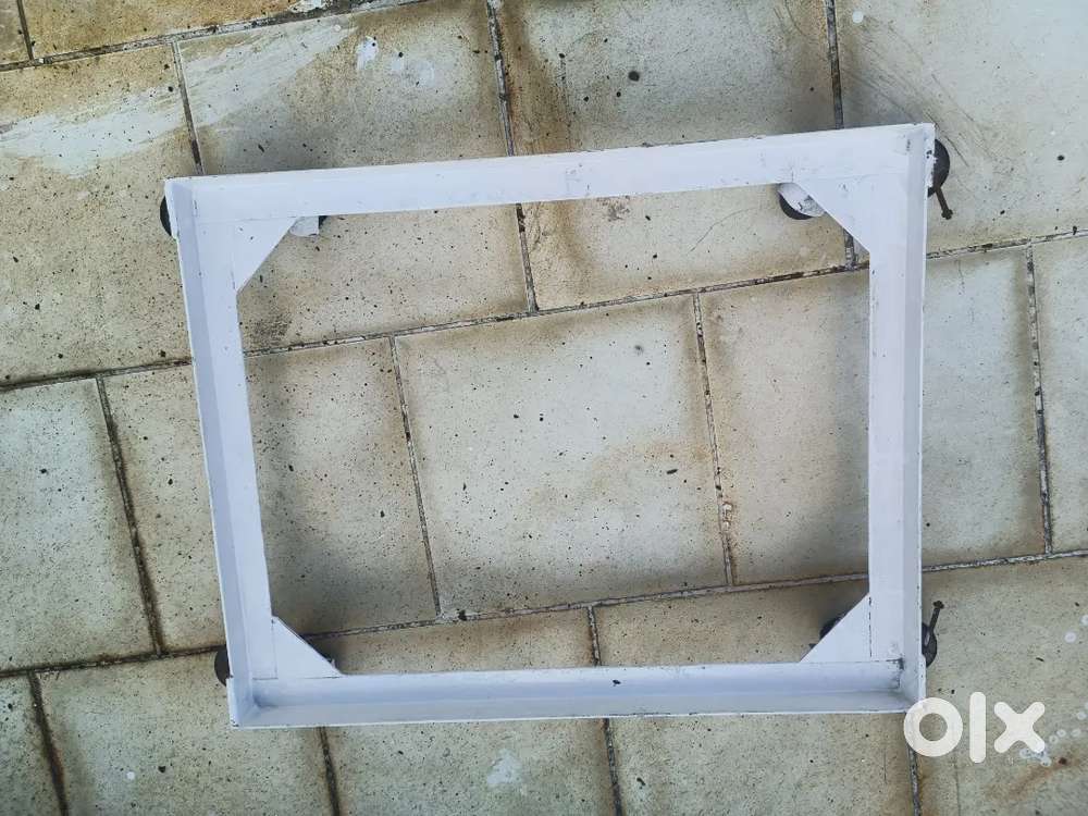 Washing machine stand