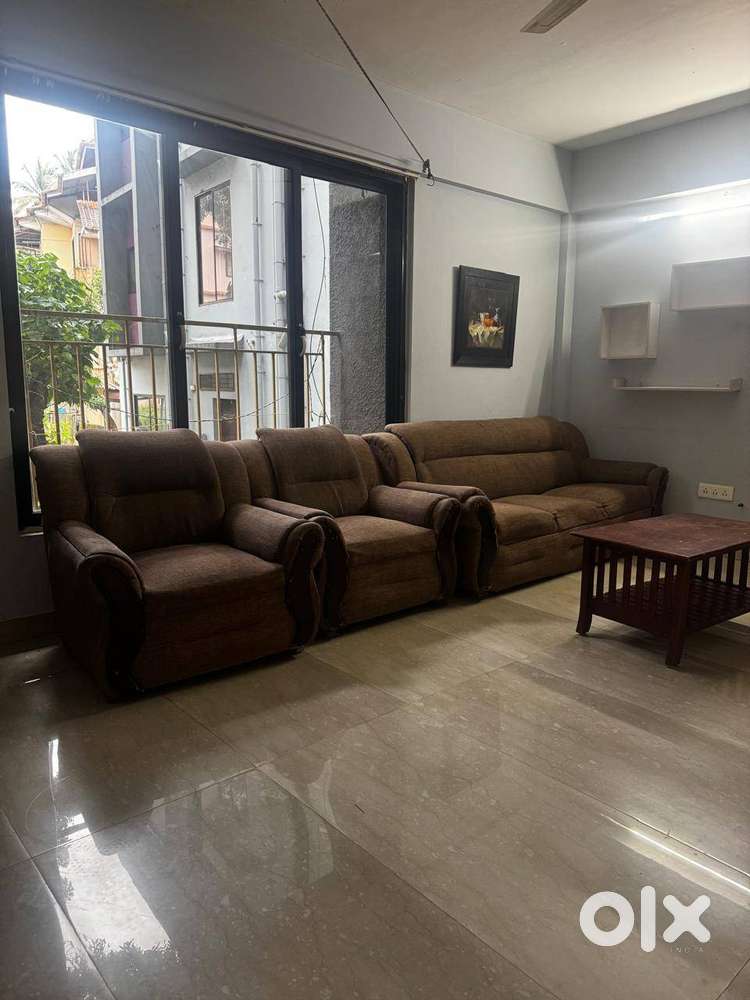 #1 BHK Semi-Furnished Flat for Rent – Kakkanad