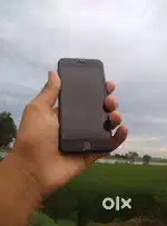 Iphone SE2020 3GB Ram 128GB Storage