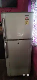 Double door fridge west condition me hai