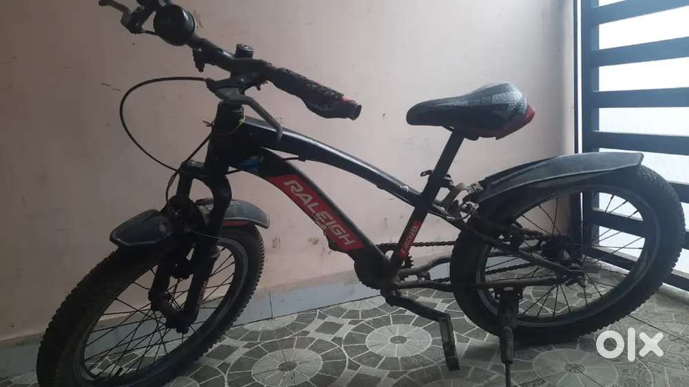 Stylish Gear Cycle - Excellent Condition