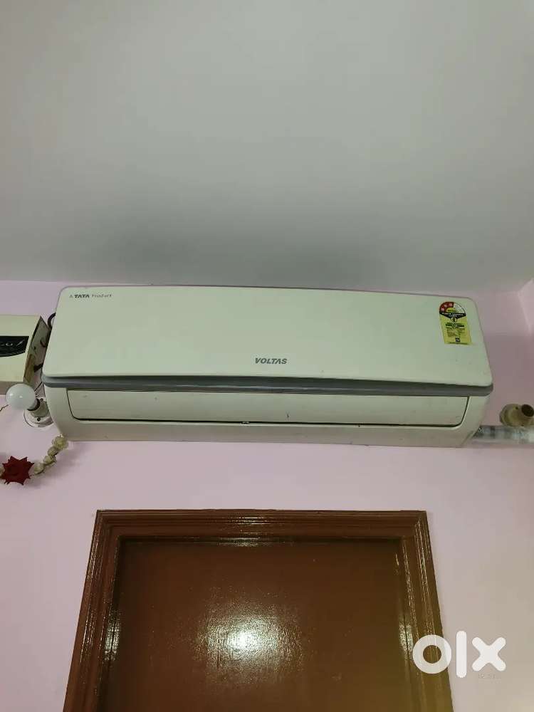 Voltas 1.5 ac