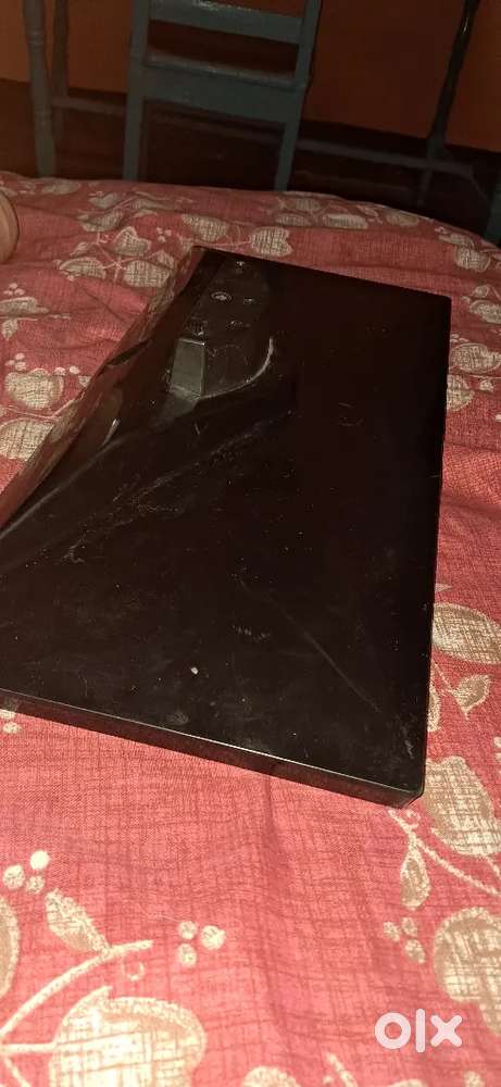Sony 32 inc table stand for tv no use till now